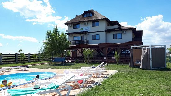 Reduceri de 50% la vacanțele Delta pentru Seniori! 3 gulliver delta resort cu piscina, delta dunarii