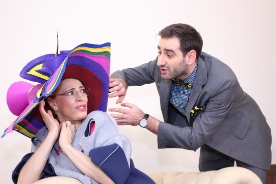 „Eu te cred, da’… tu mă minți” – Comedie adaptată după „La Menteuse’’, de Jacques Bricaire și Maurice Lasaygues. Premiera pe 25 martie! 4 actori de comedie